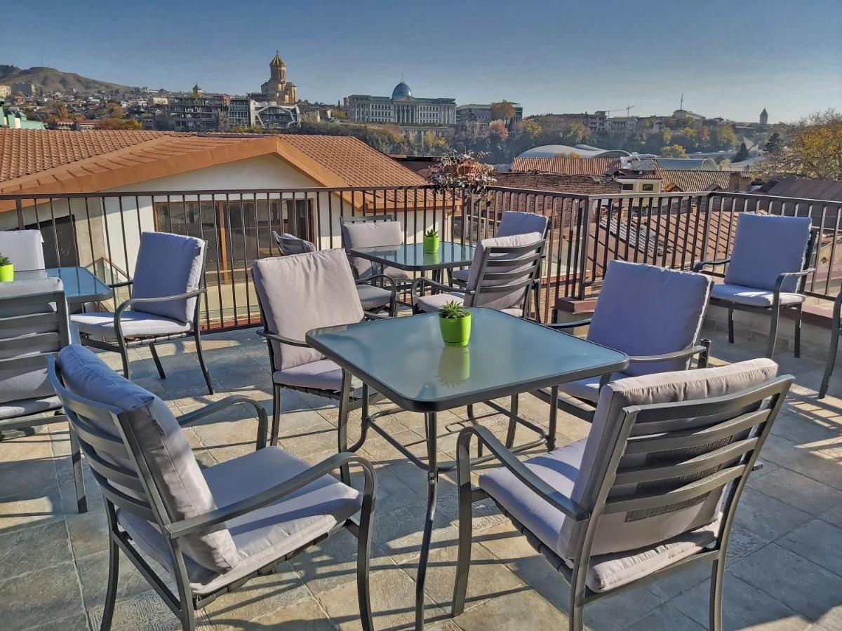 Green Inn Tbilisi ภายนอก รูปภาพ