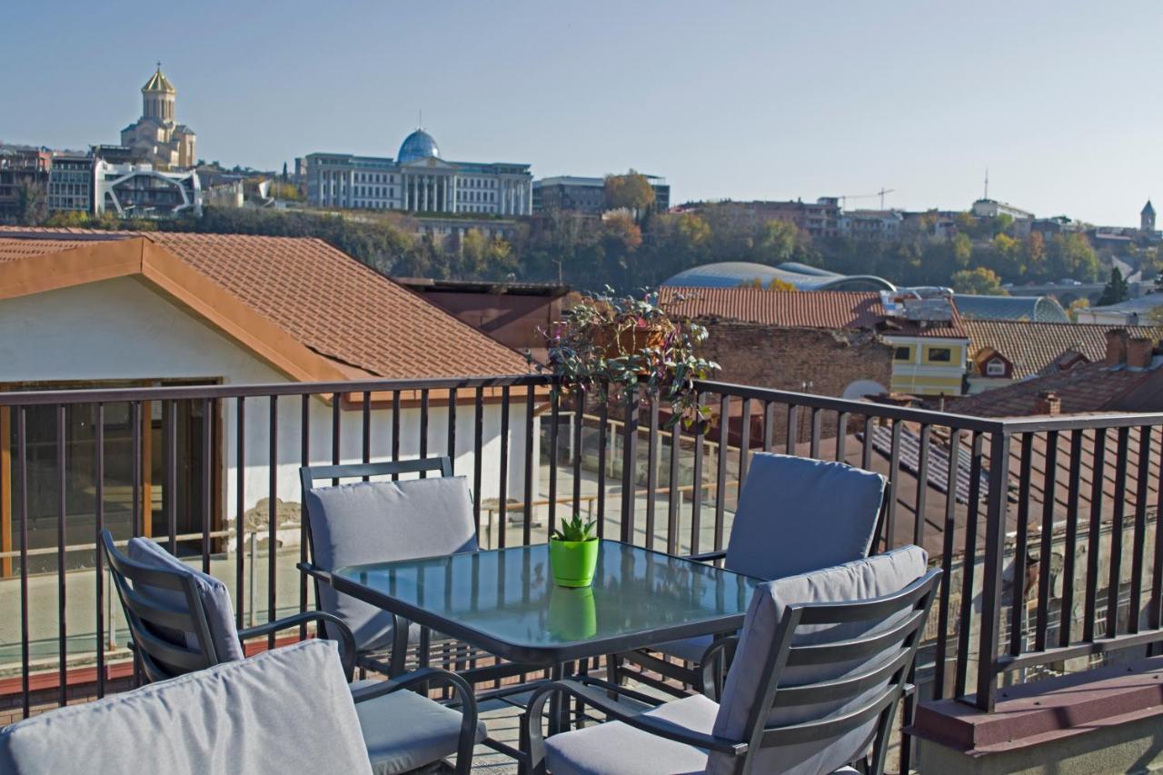 Green Inn Tbilisi ภายนอก รูปภาพ