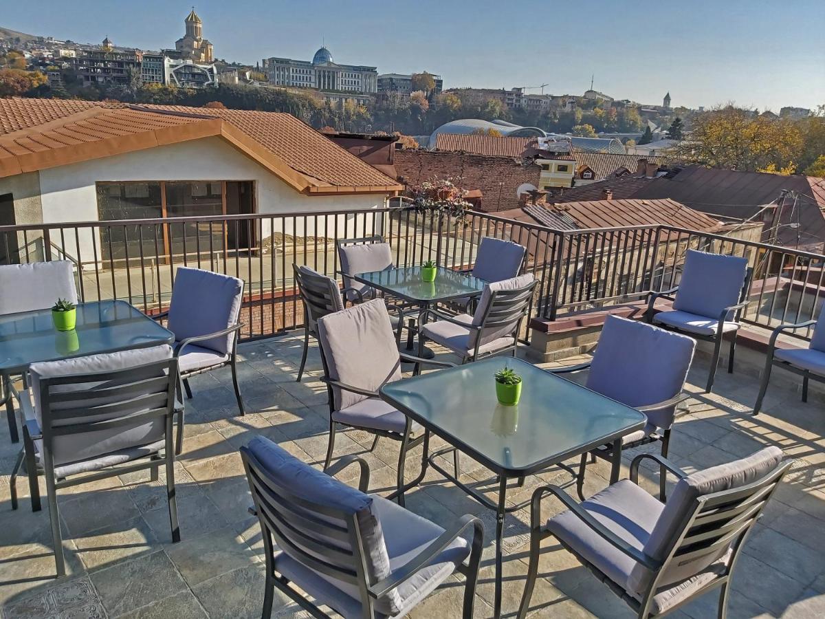 Green Inn Tbilisi ภายนอก รูปภาพ