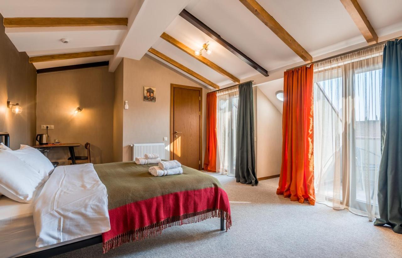 Green Inn Tbilisi ภายนอก รูปภาพ