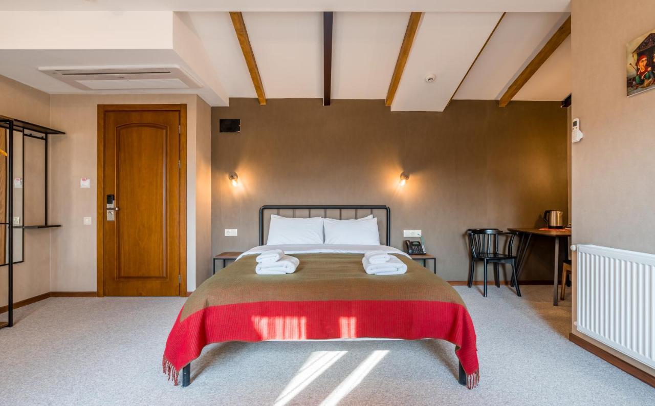Green Inn Tbilisi ภายนอก รูปภาพ